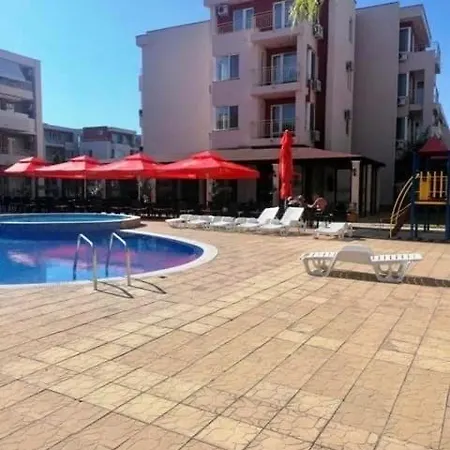 Апартамент 2 Nessebar Club Sunny *