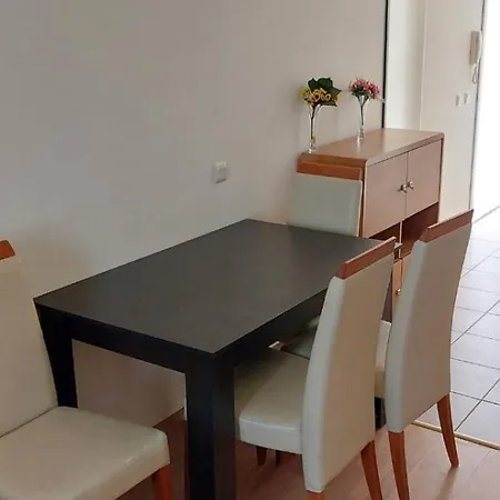 2 Nessebar Club Sunny Apartament *