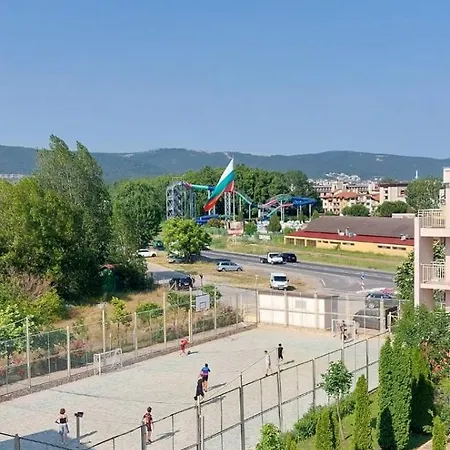 2 Nessebar Club Sunny Apartmán *